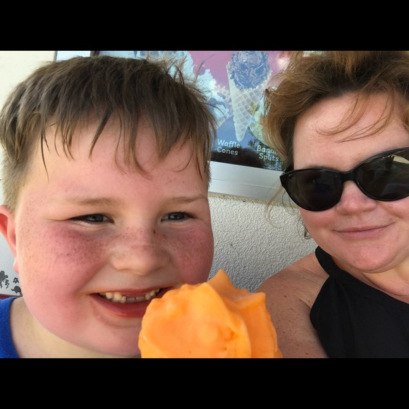 Meet your Posher, Briana - Picture 3 of 8